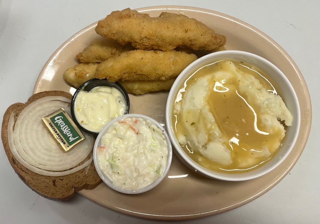 The Hen House Bar and Grill | restaurant | 131 W Main St, Forestville, WI 54213, USA | 9208566950 OR +1 920-856-6950