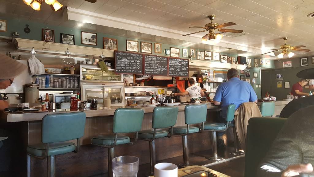 The Original Saugus Cafe | restaurant | 25861 Railroad Ave, Santa Clarita, CA 91355, USA | 6612597886 OR +1 661-259-7886