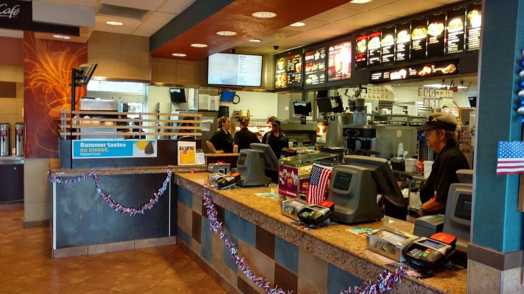 McDonalds | cafe | 4080 Wedgewood Ln, The Villages, FL 32162, USA | 3527537360 OR +1 352-753-7360