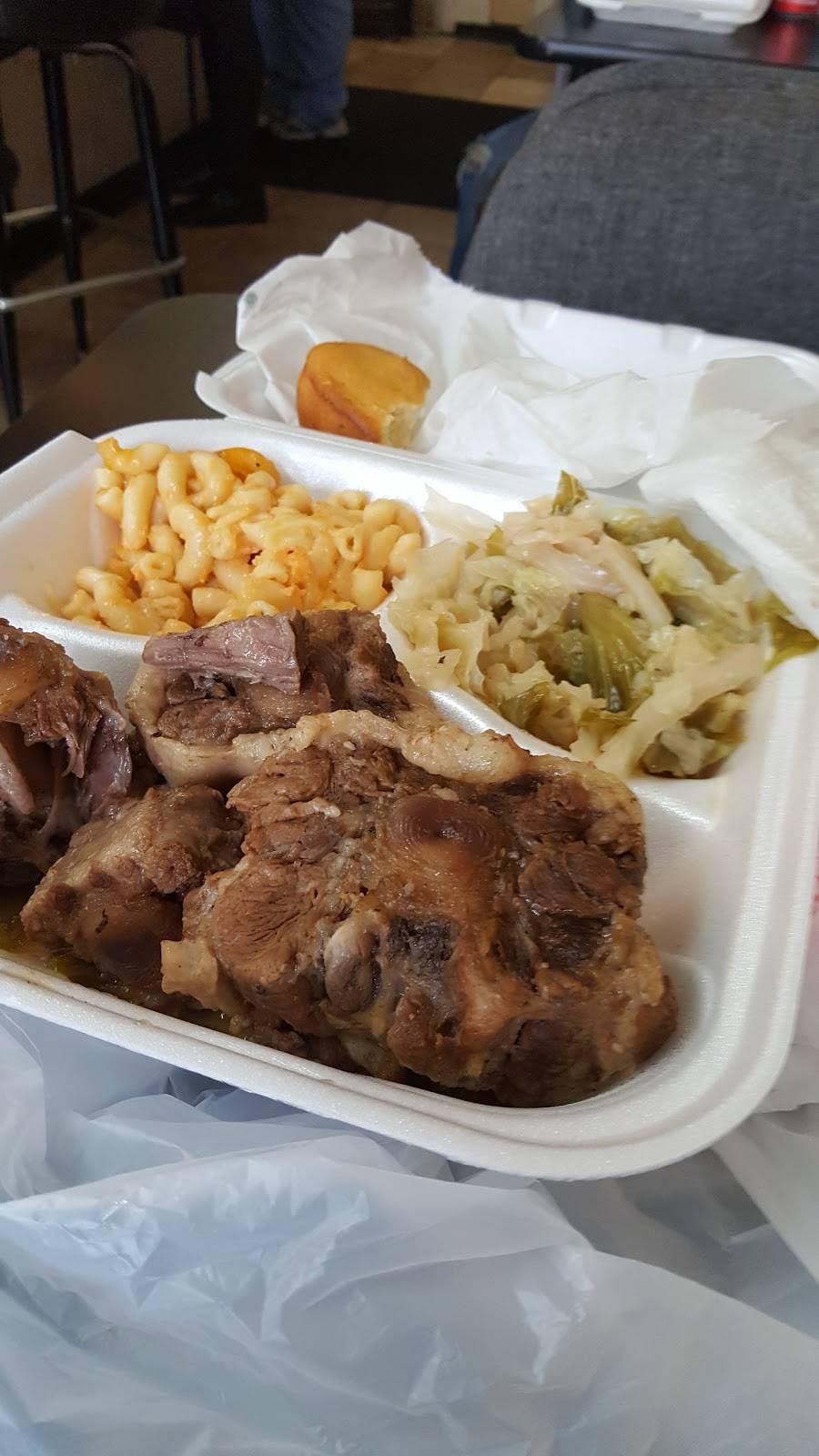 Jasmines Cafe | cafe | 134 Ave U, Birmingham, AL 35214, USA | 2057988833 OR +1 205-798-8833