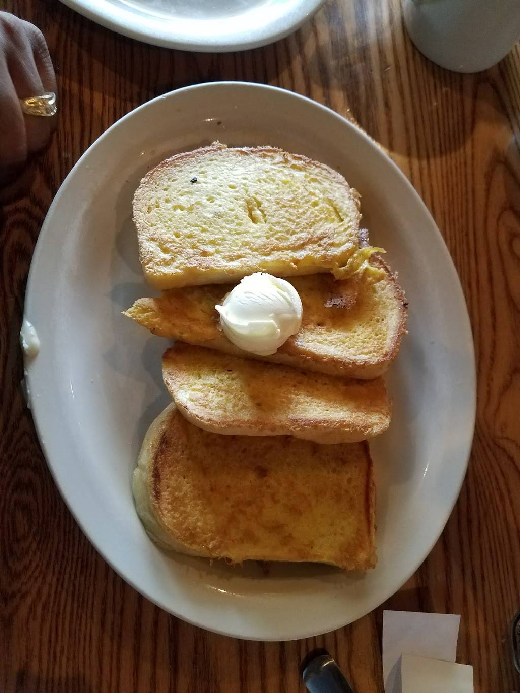 Cracker Barrel Old Country Store | restaurant | 2340 Post Dr, Indianapolis, IN 46219, USA | 3178971042 OR +1 317-897-1042