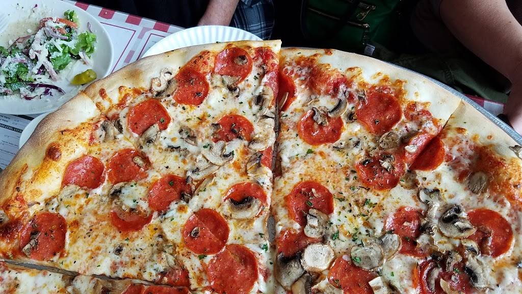 Paisanos Pizza & Pasta | restaurant | 1132 Hermosa Ave, Hermosa Beach, CA 90254, USA | 3103769883 OR +1 310-376-9883