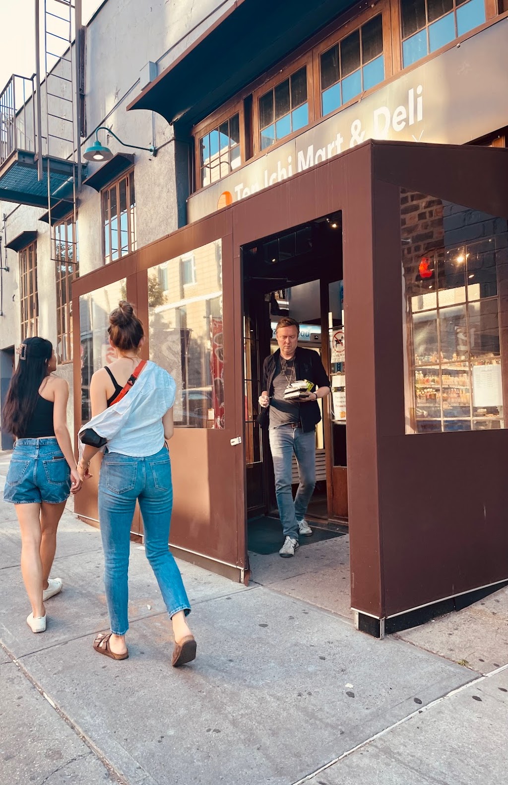 Ten Ichi Mart & Deli | meal takeaway | 188 Berry St, Brooklyn, NY 11249, USA | 3478897722 OR +1 347-889-7722