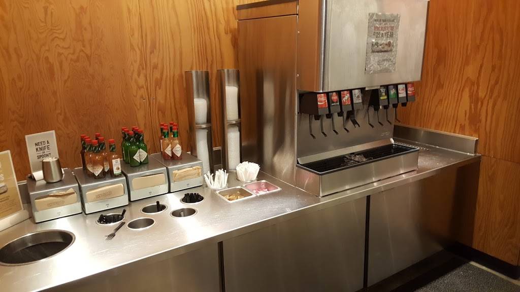 Chipotle Mexican Grill | restaurant | 4921 S Baldwin Rd, Orion Charter Township, MI 48359, USA | 2483910167 OR +1 248-391-0167