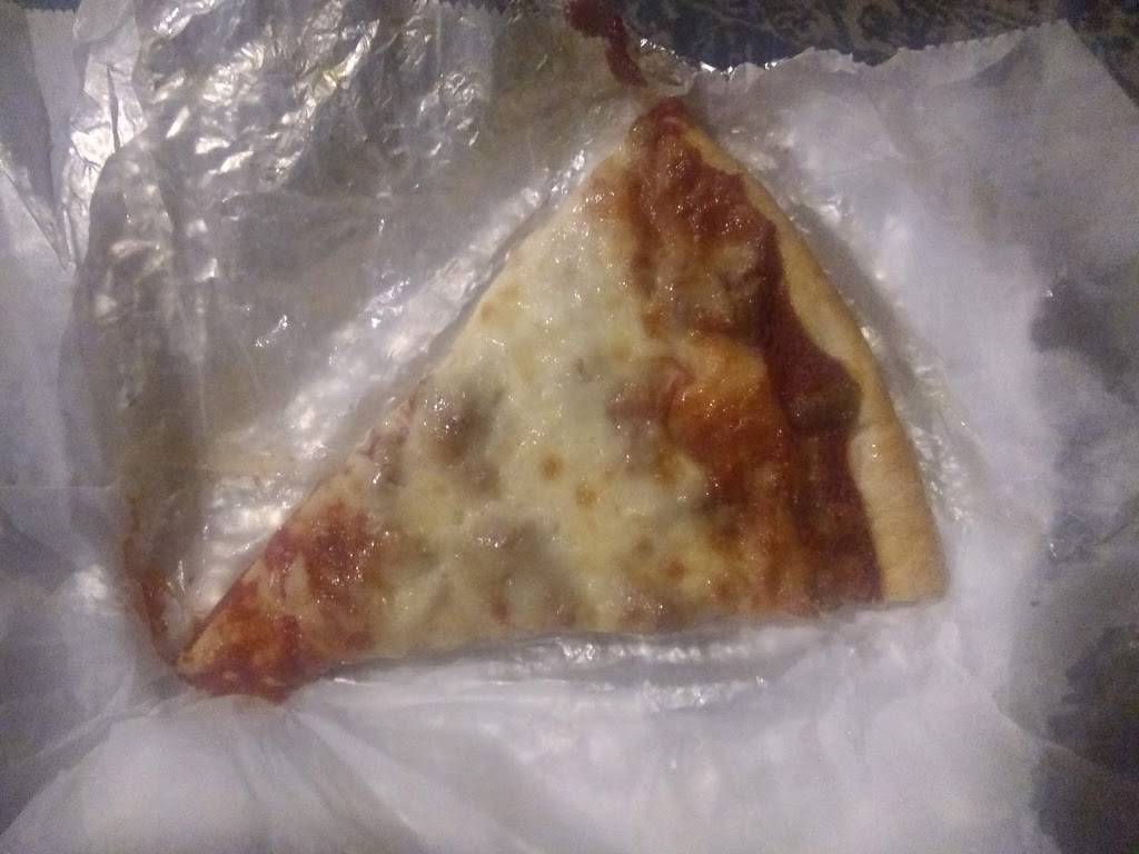 Bennys Pizza | restaurant | 1244 W 18th St, Chicago, IL 60608, USA | 3127331231 OR +1 312-733-1231