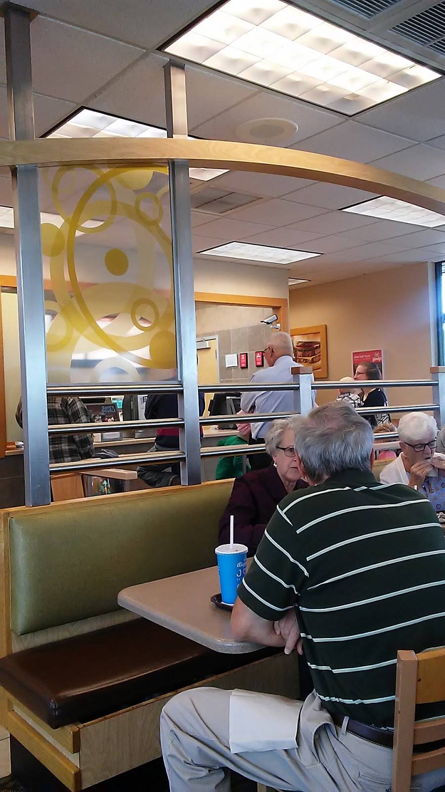 Wendys | restaurant | 731 E Central Ave, West Carrollton, OH 45449, USA | 9373537084 OR +1 937-353-7084