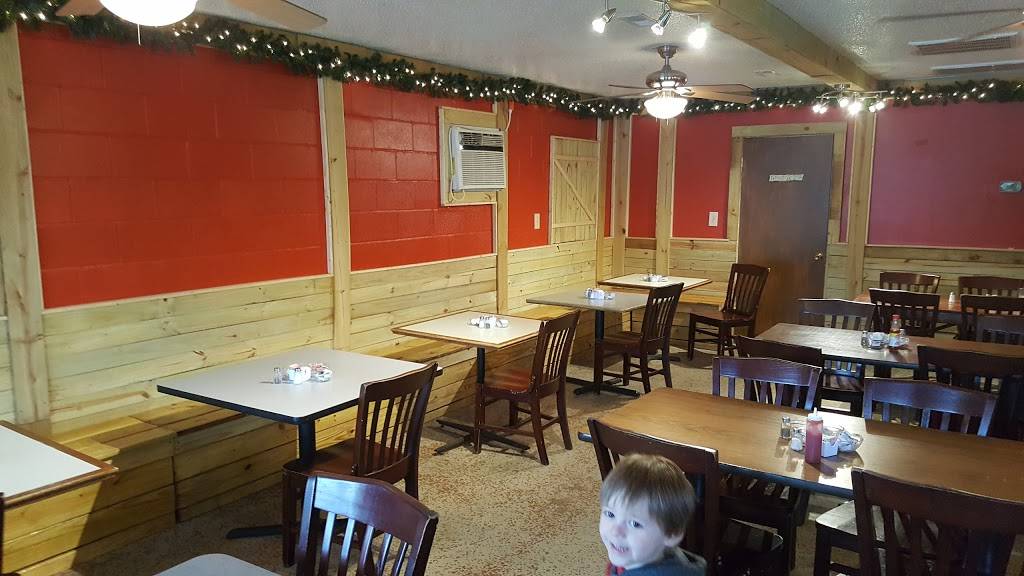 Bentleys at the Outhouse | restaurant | 200 Main St W, Hartselle, AL 35640, USA | 2567545188 OR +1 256-754-5188