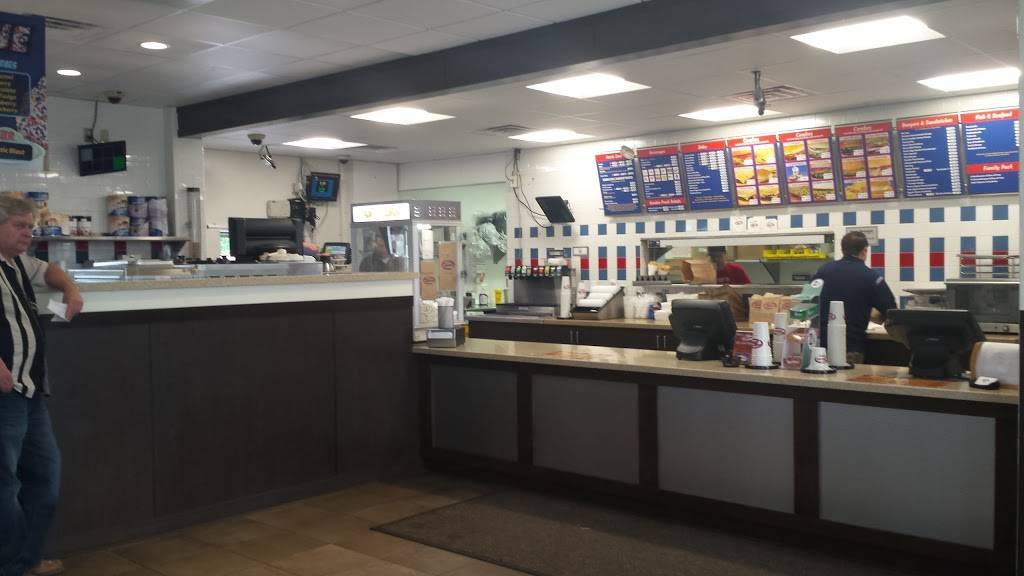 Toms Drive-In | restaurant | 1915 Freedom Rd, Little Chute, WI 54140, USA | 9207888756 OR +1 920-788-8756