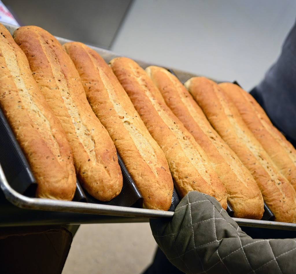 Lennys Grill & Subs | meal takeaway | 2893 Poplar Ave, Memphis, TN 38111, USA | 9013200022 OR +1 901-320-0022