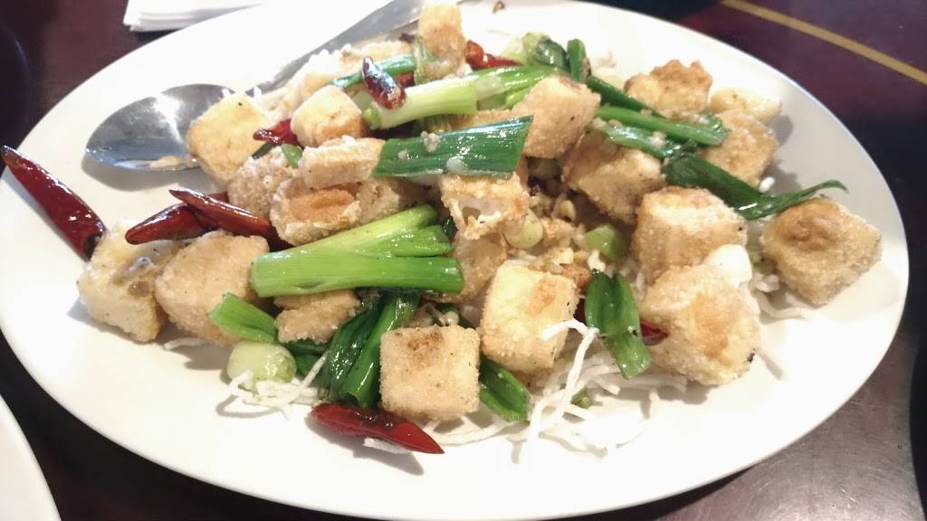 Chows | restaurant | 3033 N May Ave, Oklahoma City, OK 73107, USA | 4059491663 OR +1 405-949-1663