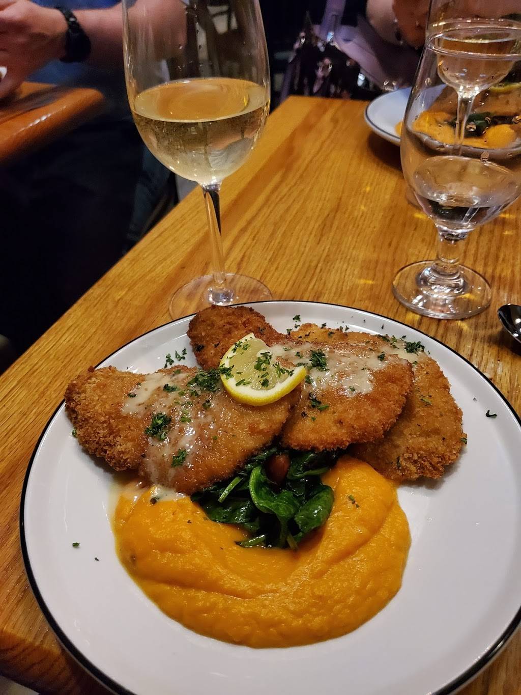 Roman Bistro | restaurant | 2104 Ardmore Blvd, Pittsburgh, PA 15221, USA | 4128713704 OR +1 412-871-3704