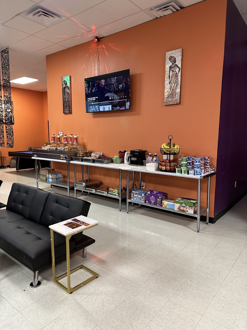 Oreofe African Restaurant & Lounge | restaurant | 202 N Fort Hood St, Killeen, TX 76541, USA | 2542304048 OR +1 254-230-4048