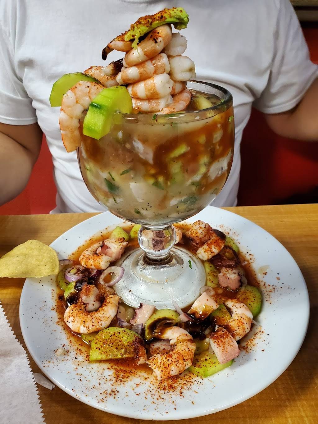 Mariscos "EL WERO" | restaurant | 114 Sycamore School Rd, Fort Worth, TX 76134, USA | 8176159775 OR +1 817-615-9775