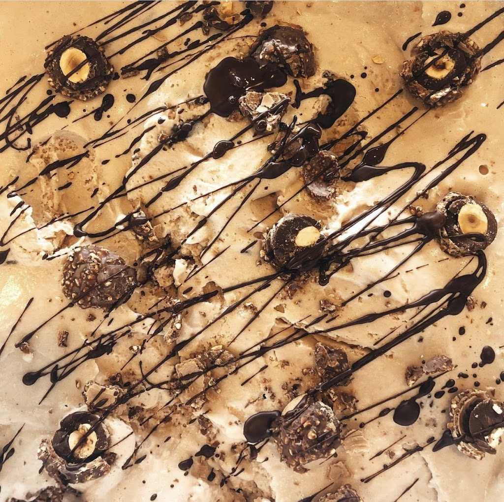 La Michoacana-Ashland | restaurant | 611 Ashland Ave, Aurora, IL 60505, USA | 6308512335 OR +1 630-851-2335