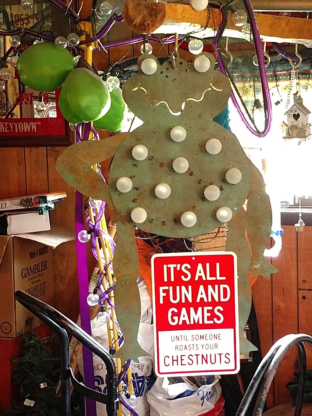 Hoppys Bar | restaurant | 4780 M-28, Kenton, MI 49967, USA | 9068523540 OR +1 906-852-3540