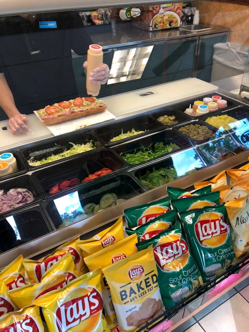 Subway | restaurant | 3930 Pembroke Rd, Pembroke Park, FL 33023, USA | 9549854253 OR +1 954-985-4253