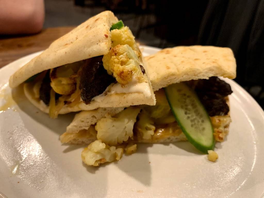 Qanoon Restaurant | restaurant | 180 9th Ave, New York, NY 10011, USA | 6468439711 OR +1 646-843-9711