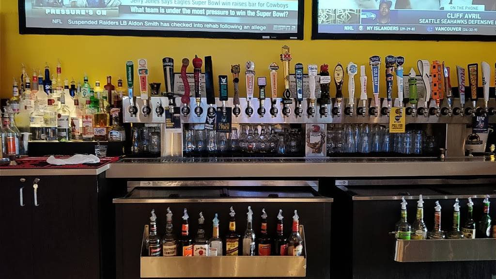 Buffalo Wild Wings | restaurant | 9243 Schulze Dr, West Chester Township, OH 45069, USA | 5139429464 OR +1 513-942-9464