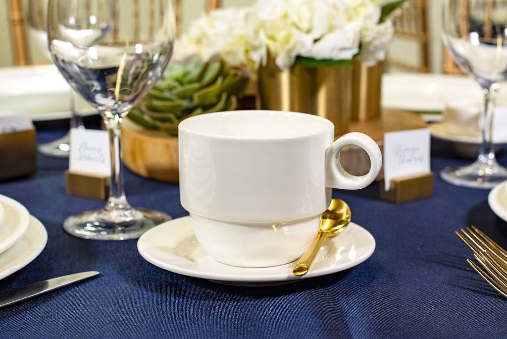 Front of the House (FOH) | restaurant | 7630 Biscayne Blvd, Miami, FL 33138, USA | 3057577940 OR +1 305-757-7940