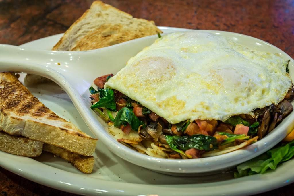 Rounders Grilling & Gaming | restaurant | 8030 Blue Diamond Rd, Las Vegas, NV 89178, USA | 7022120594 OR +1 702-212-0594