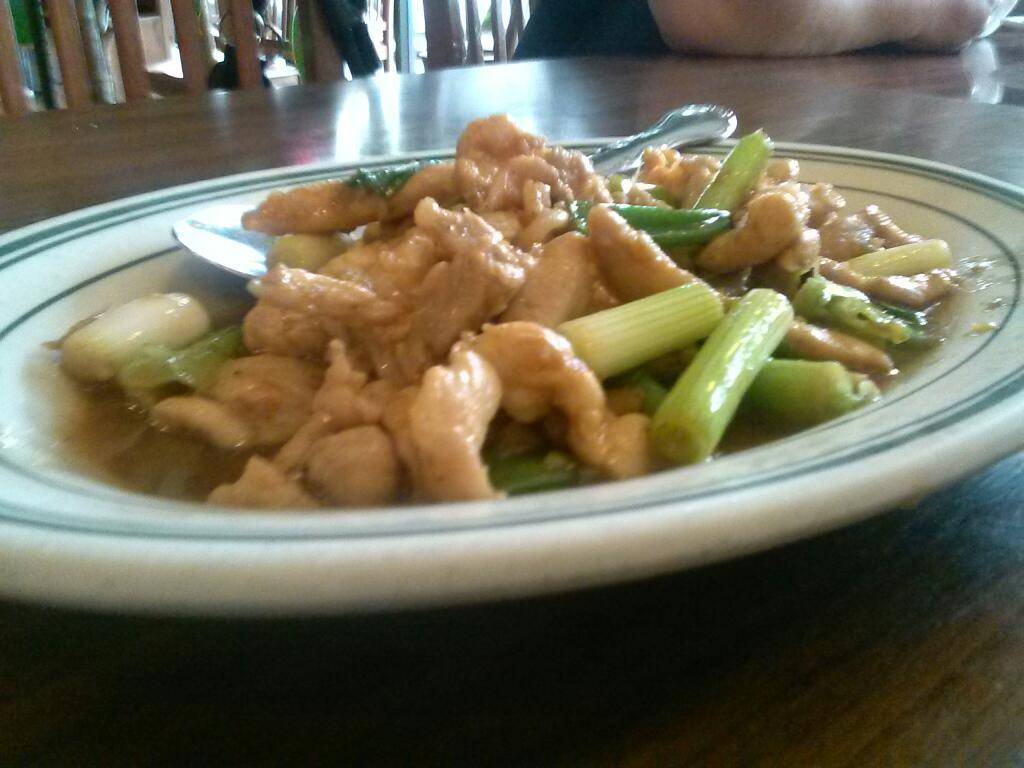 Khun Khao Thai Restaurant | restaurant | 13550 Roscoe Blvd, Panorama City, CA 91402, USA | 8187866969 OR +1 818-786-6969