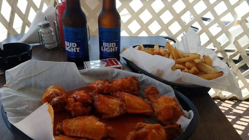 E&R Grille | restaurant | 108 Jackson St, Lockbourne, OH 43137, USA | 6144920044 OR +1 614-492-0044