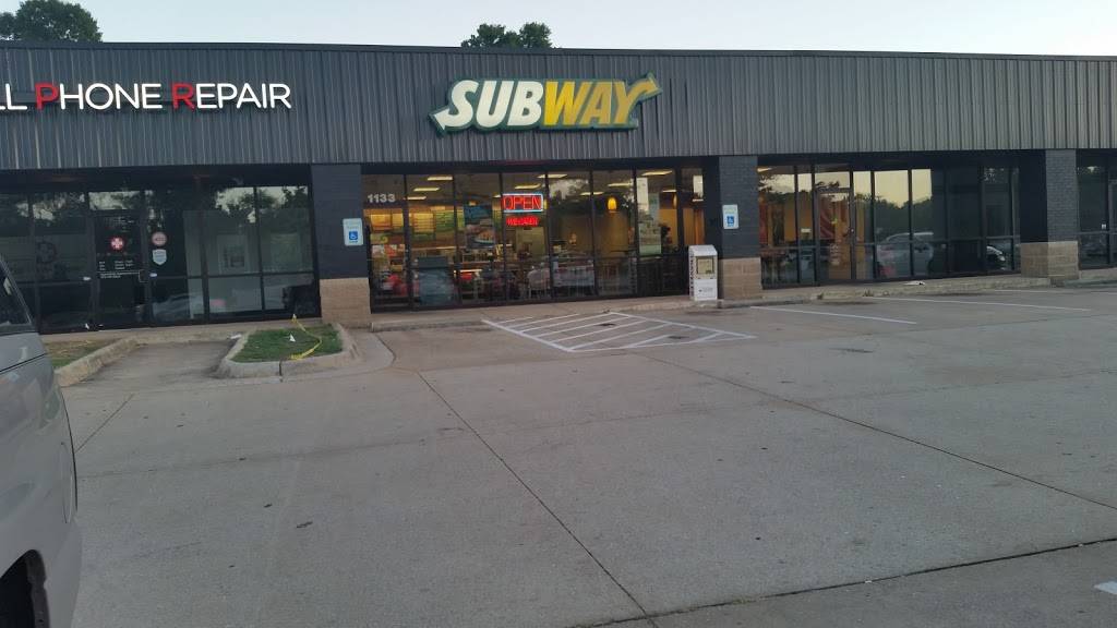 Subway | restaurant | 1125 West 6th Street, Fayetteville, AR 72701, USA | 4795823500 OR +1 479-582-3500