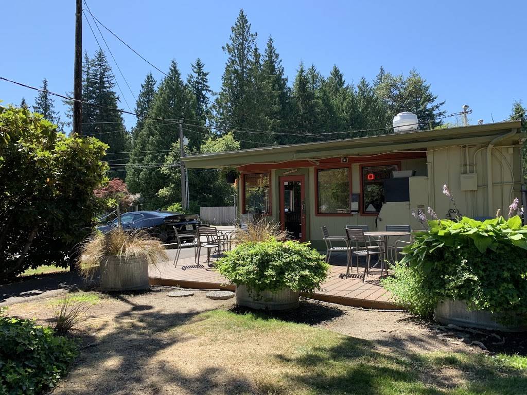 Country Burger | restaurant | 3110 Lakewood Rd, Arlington, WA 98223, USA | 3606528844 OR +1 360-652-8844