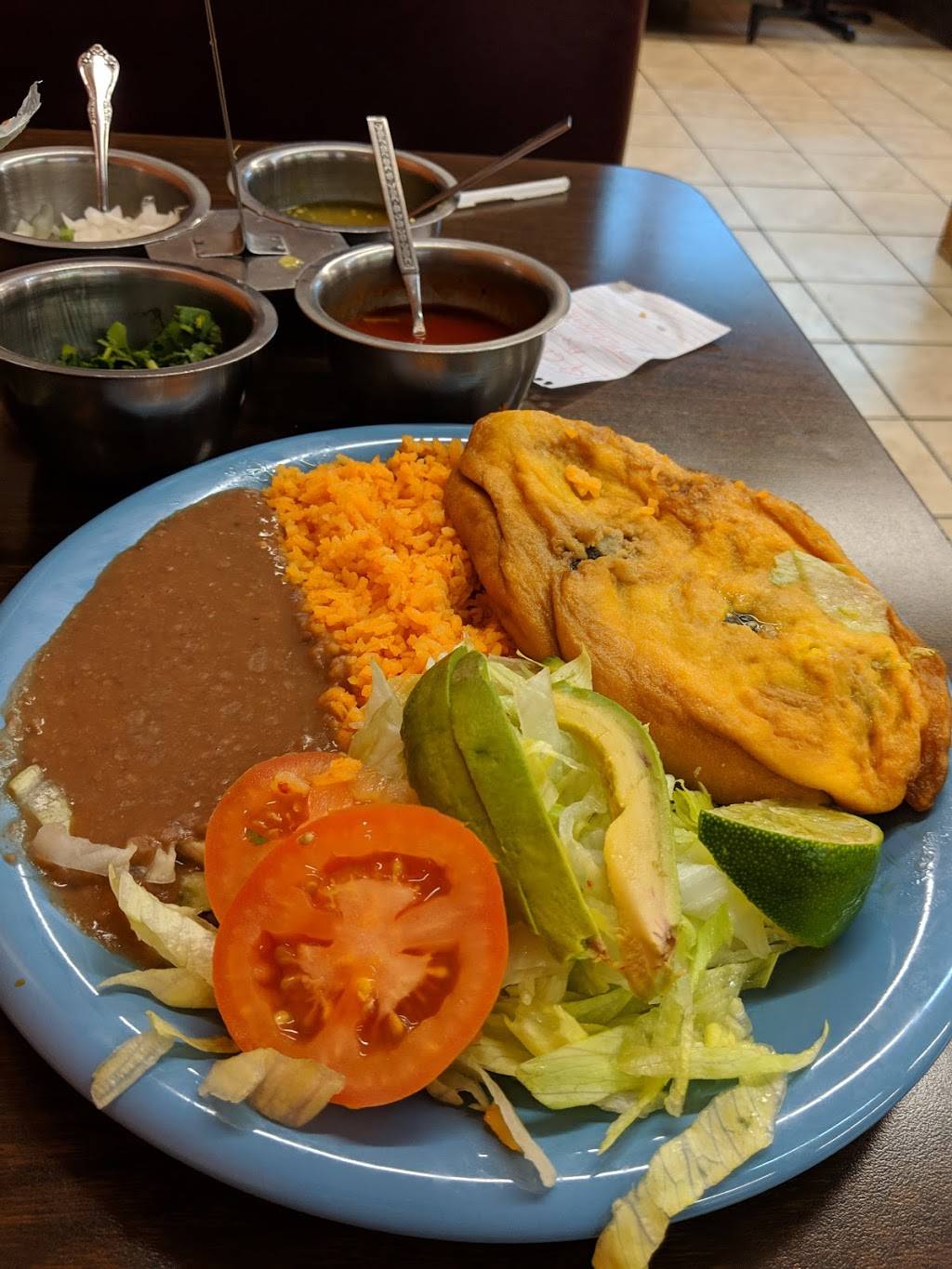 La Perla 3 Mexican Restaurant | restaurant | 2508 S Roan St, Johnson City, TN 37601, USA | 4232628200 OR +1 423-262-8200