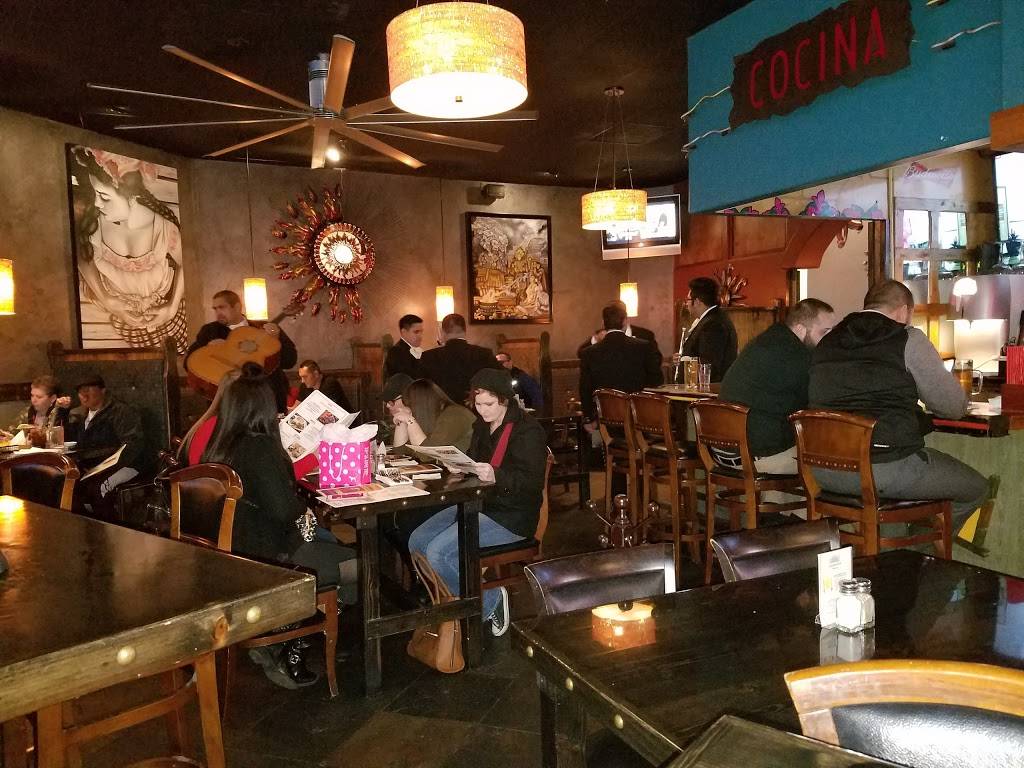 Que Pasa Mexican Cafe | cafe | 9000 Ming Ave, Bakersfield, CA 93311, USA | 6616641400 OR +1 661-664-1400