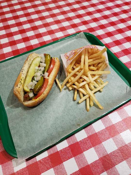 Johnny & Tony’s Italian Beef & Pizzeria | meal delivery | 426 N York St, Elmhurst, IL 60126, USA | 6309931122 OR +1 630-993-1122