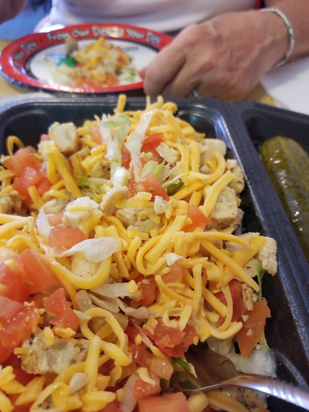 Foxs Pizza Den | restaurant | 620 W 1st St, Delhi, LA 71232, USA | 3188788888 OR +1 318-878-8888