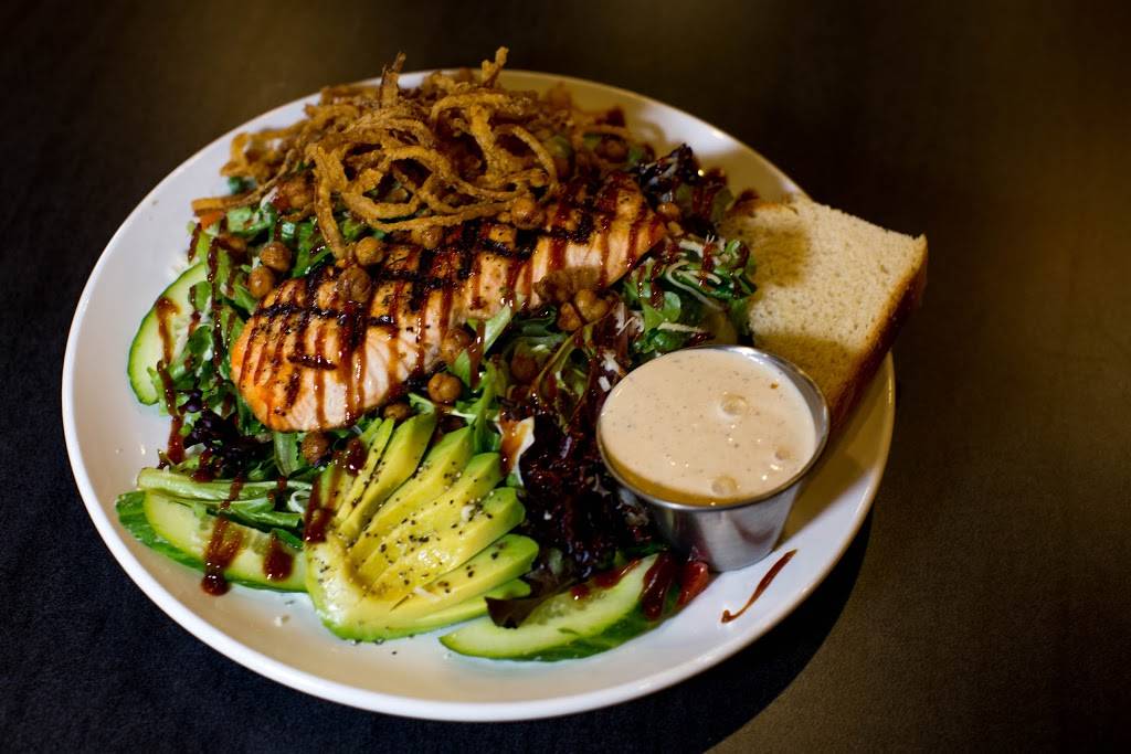 Finleys Tap House | restaurant | 3236 Ginger Creek Dr, Springfield, IL 62711, USA | 2175721996 OR +1 217-572-1996