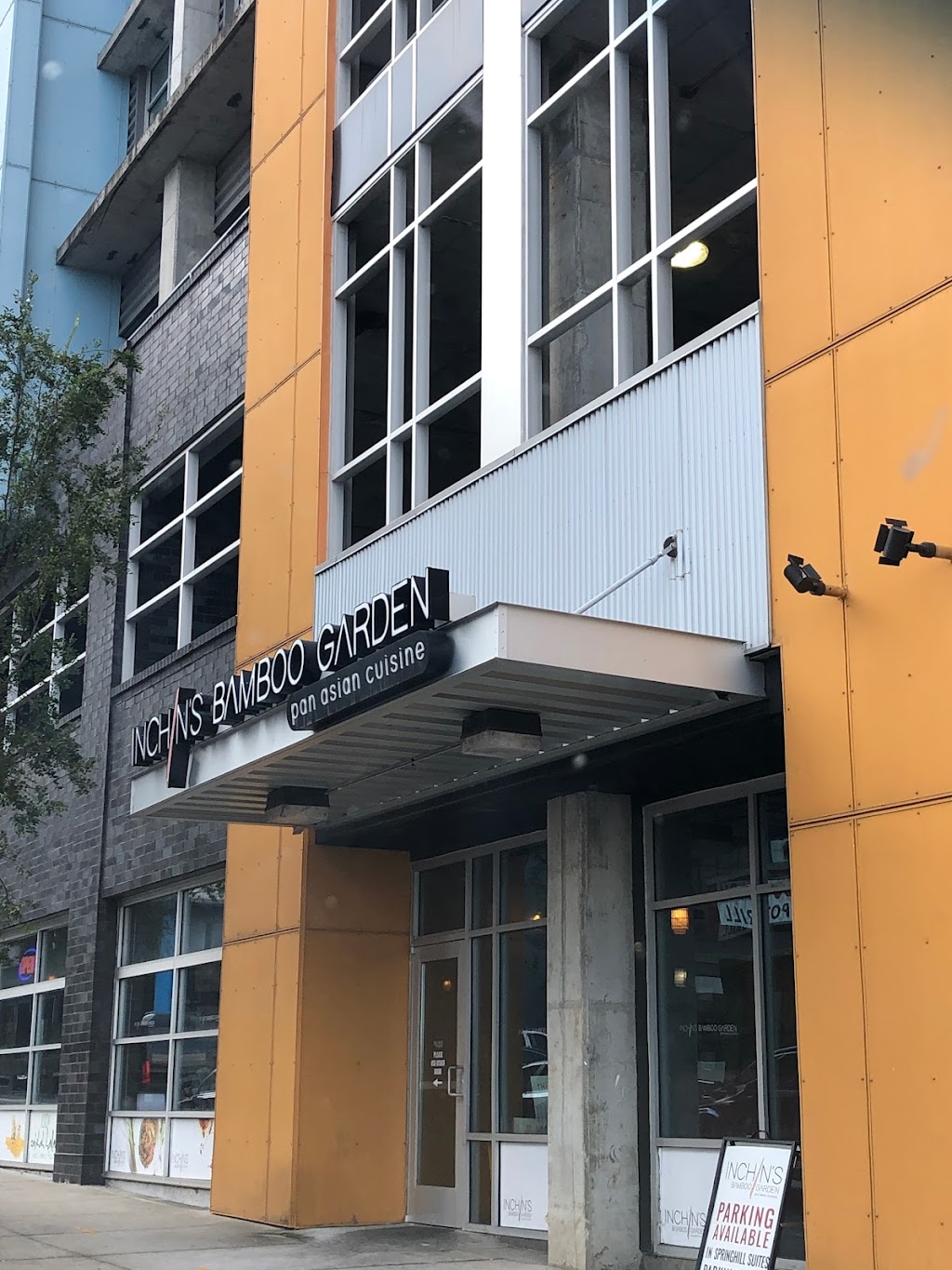 Inchins Bamboo Garden | restaurant | 1800 West End Ave, Nashville, TN 37203, USA | 6155400634 OR +1 615-540-0634