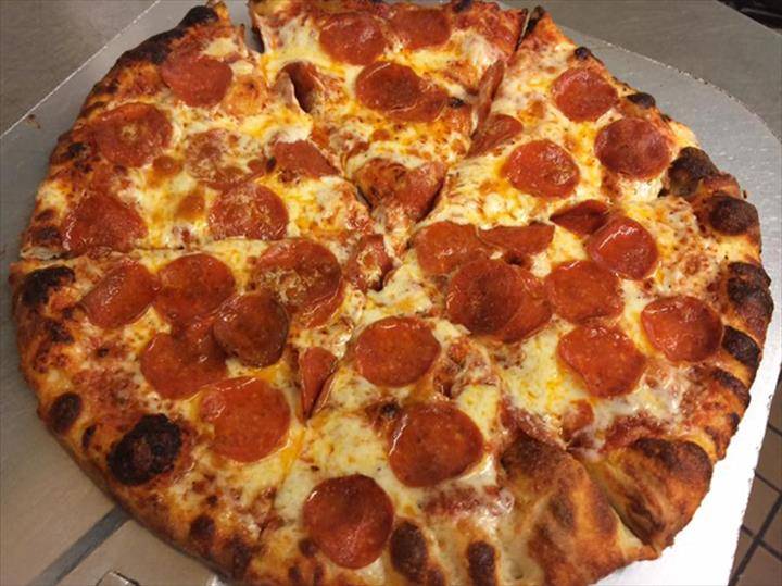 Bambinos | restaurant | 2701 Fort Campbell Blvd, Hopkinsville, KY 42240, USA | 2706321315 OR +1 270-632-1315