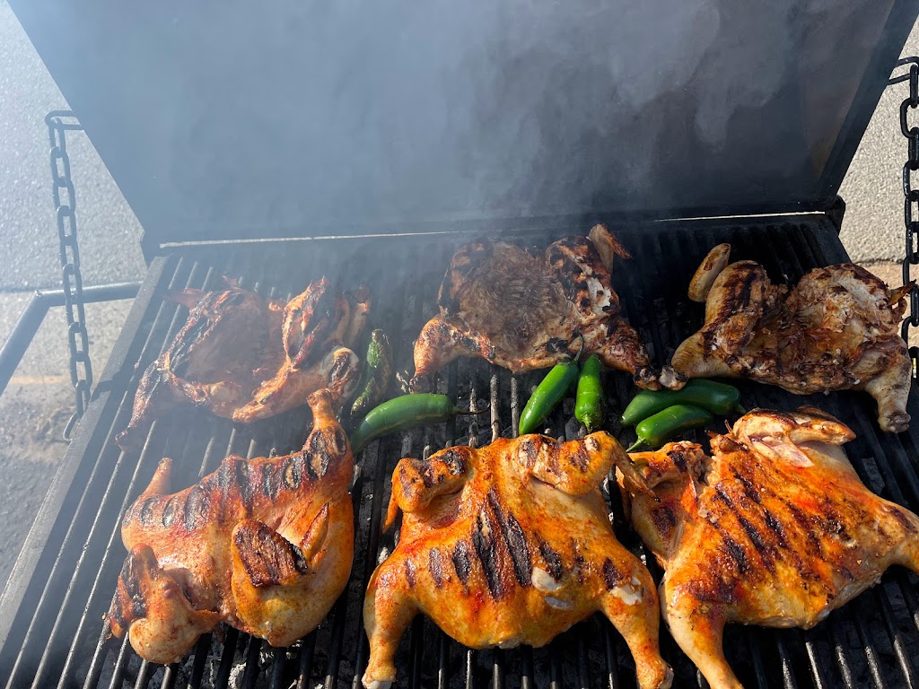 HUAXMOLE POLLOS AL CARBON | restaurant | 679 N Idyllwild Ave, Rialto, CA 92376, USA | 6265362547 OR +1 626-536-2547