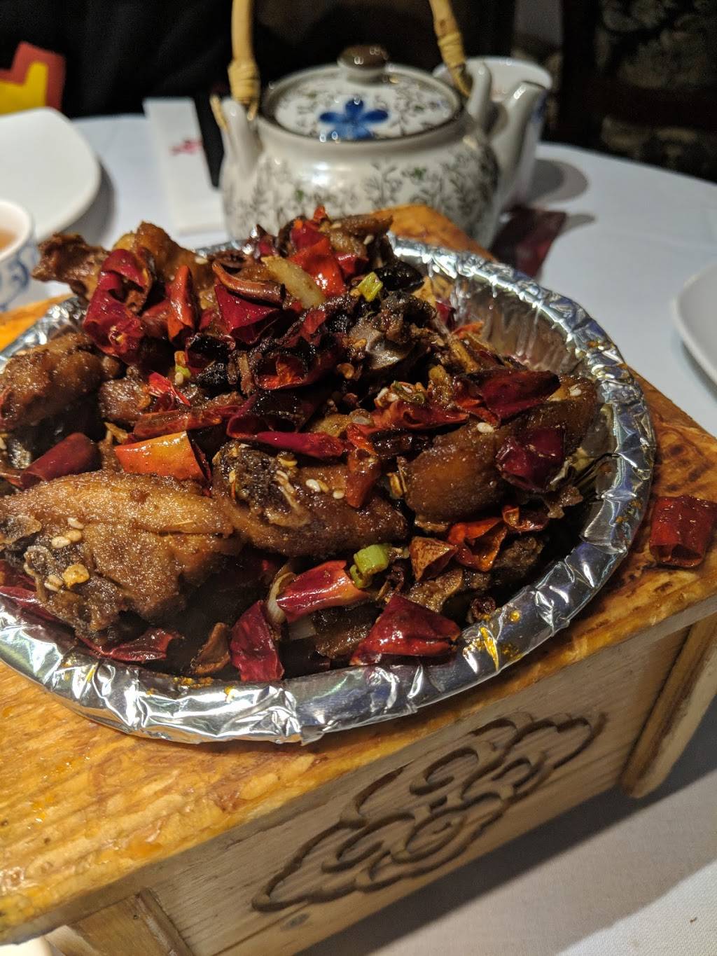 Hunan Manor | restaurant | 239 Raritan Ave, Highland Park, NJ 08904, USA | 7322478813 OR +1 732-247-8813