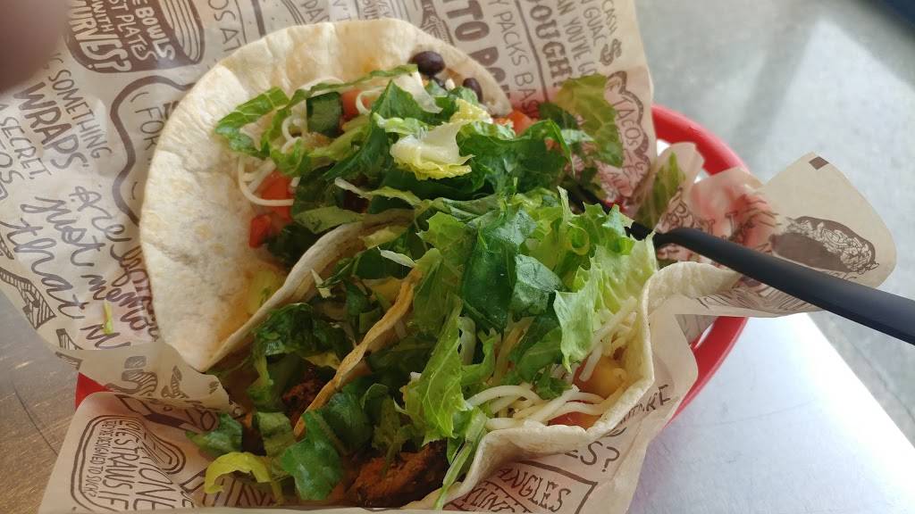 Chipotle Mexican Grill | restaurant | 43345 Crescent Blvd, Novi, MI 48375, USA | 2483494029 OR +1 248-349-4029
