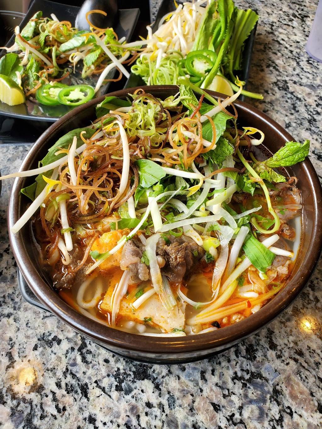 Bạn Tôi Restaurant | restaurant | 1035 Dorchester Ave, Dorchester, MA 02125, USA | 6173266073 OR +1 617-326-6073