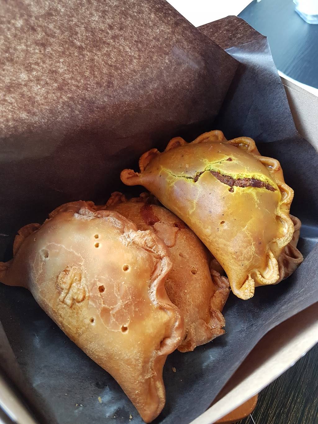 The Empanada Company | restaurant | 122 Fortieth St, Etobicoke, ON M8W 3N3, Canada | 6474355003 OR +1 647-435-5003