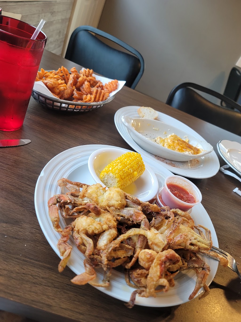 Lorraines Seafood Restaurant | restaurant | 4409 Chambers Ln, Tangier, VA 23440, USA | 7578912225 OR +1 757-891-2225