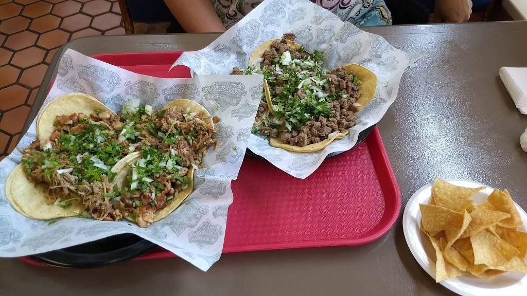 Federicos Mexican Food | restaurant | 6602 4th St NW, Los Ranchos De Albuquerque, NM 87107, USA | 5053442077 OR +1 505-344-2077