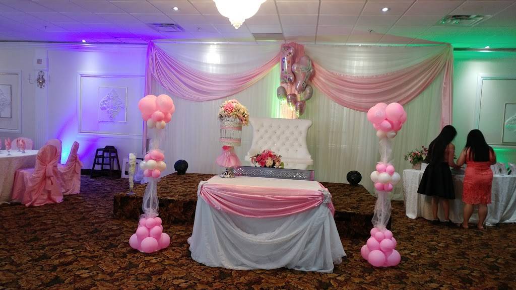 Taj Banquet Halls | restaurant | 4611 Steeles Ave W, North York, ON M9L 1X2, Canada | 4167429787 OR +1 416-742-9787