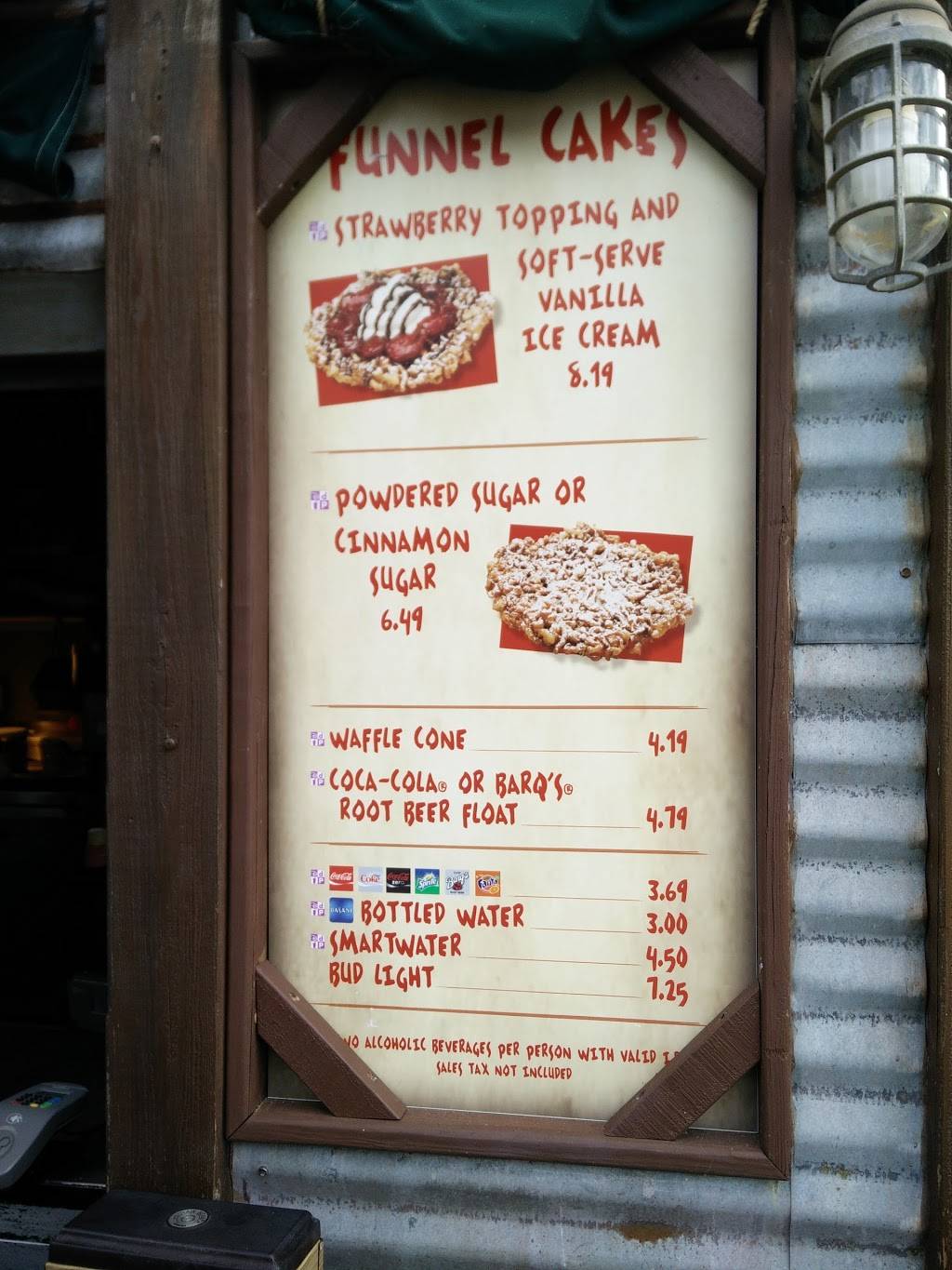 Epic Eats | restaurant | 351 S Studio Dr N, Orlando, FL 32830, USA | 4079393463 OR +1 407-939-3463