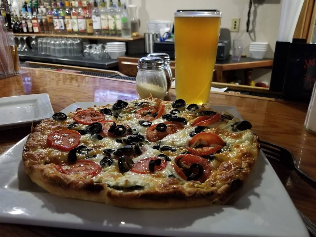 Niko Bar and Grill | restaurant | 275 N Main St, West Bridgewater, MA 02379, USA | 7745175943 OR +1 774-517-5943