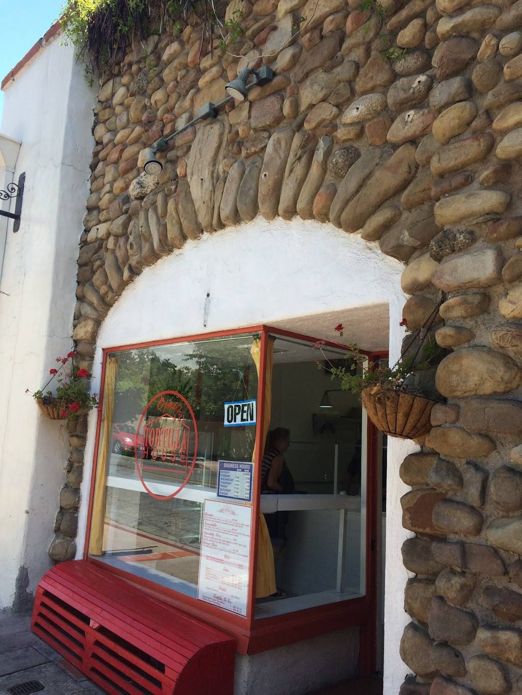 Ojai Tortilla House | restaurant | 104 N Signal St, Ojai, CA 93023, USA | 8057978675 OR +1 805-797-8675