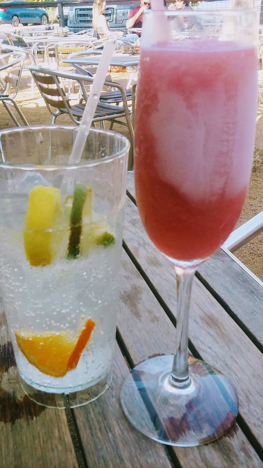 Austin Pizza Garden | restaurant | 6266 US-290, Austin, TX 78735, USA | 5128919980 OR +1 512-891-9980