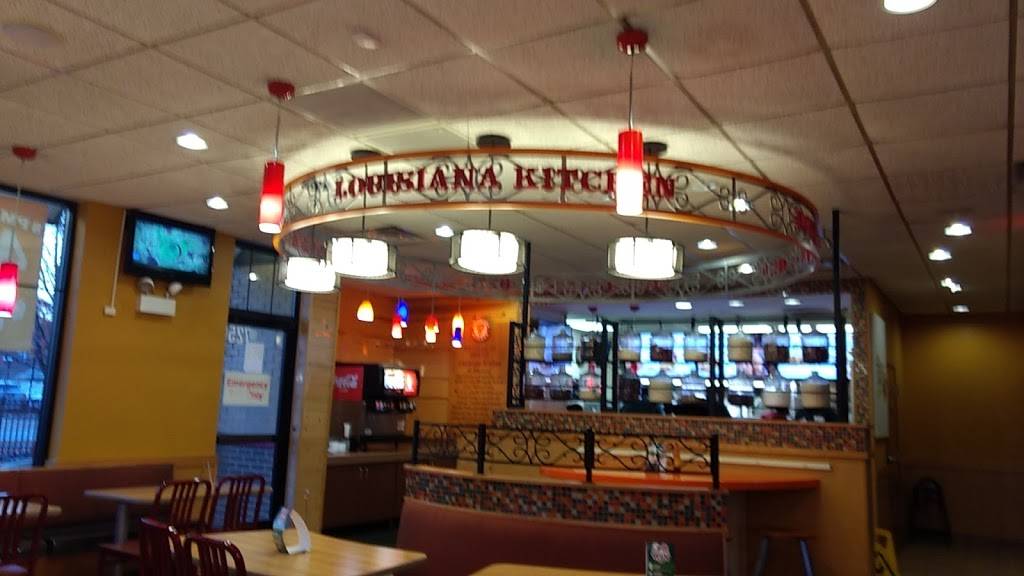 Popeyes Louisiana Kitchen | restaurant | 7250 S Western Ave, Chicago, IL 60636, USA | 7737673937 OR +1 773-767-3937