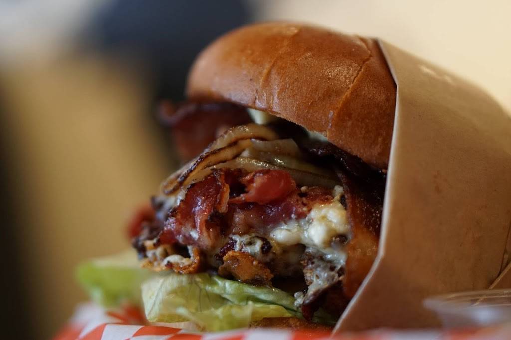 Take 3 Burgers | restaurant | 1230 Fulton St, Fresno, CA 93721, USA | 5599992754 OR +1 559-999-2754