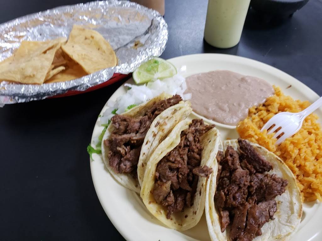 Tortilleria La Sabrocita | restaurant | 1963 E Belt Line Rd, Carrollton, TX 75006, USA | 9728208320 OR +1 972-820-8320